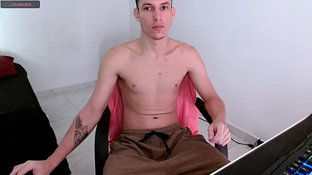 Snapshot of deividcloud36 chatting on 09-14-25, 07:13 deividcloud36 online show from 09-14-25, 07:13