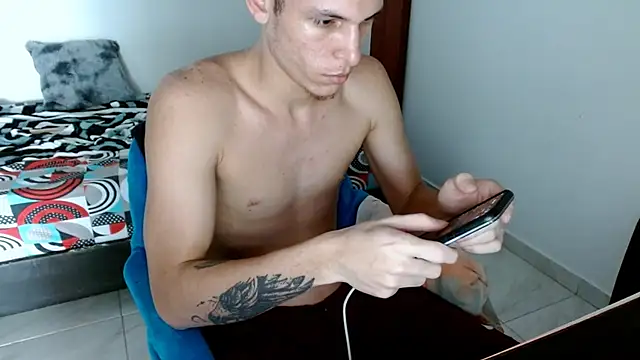 Snapshot of deividcloud36 chatting on 09-25-25, 09:07 deividcloud36 online show from 09-25-25, 09:07