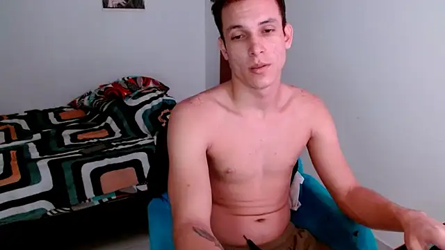 Snapshot of deividcloud36 chatting on 10-11-25, 11:25 deividcloud36 online show from 10-11-25, 11:25