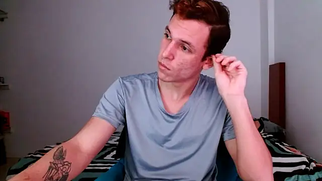 Snapshot of deividcloud36 chatting on 10-23-25, 10:52 deividcloud36 online show from 10-23-25, 10:52