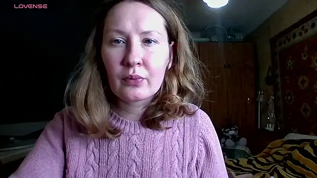 AnnaXLovers online show from 12-10-24, 02:28