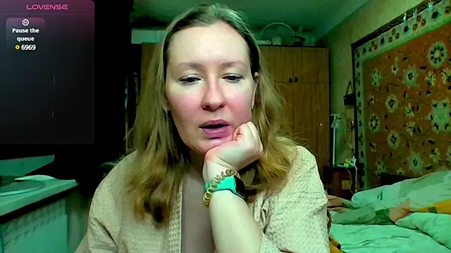 AnnaXLovers online show from 03-21-25, 06:38