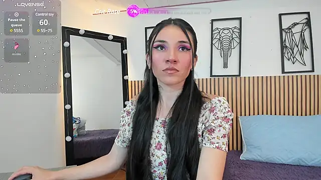 LILA ELLIOT online show from 02-04-25, 07:22