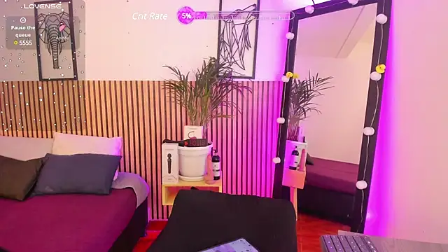 LILA ELLIOT online show from 03-19-25, 08:54