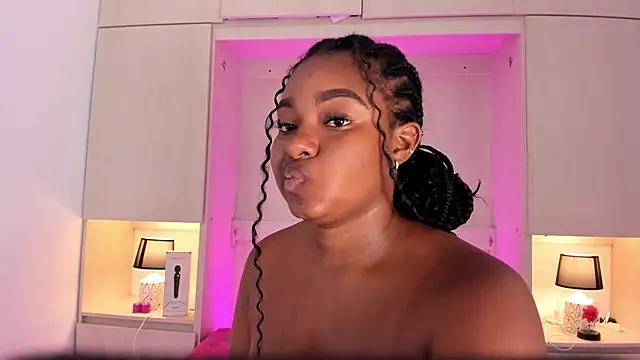 tamaraa smiith online show from 01-18-25, 02:44