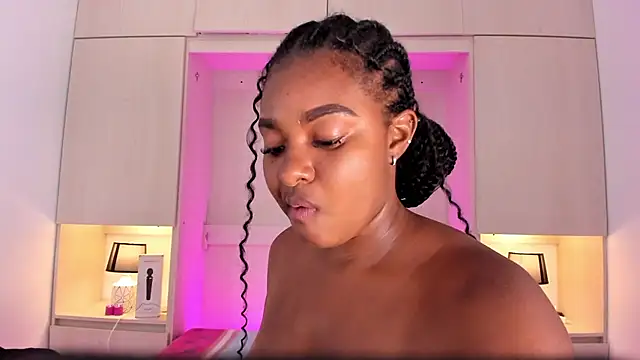 tamaraa smiith online show from 01-18-25, 05:48