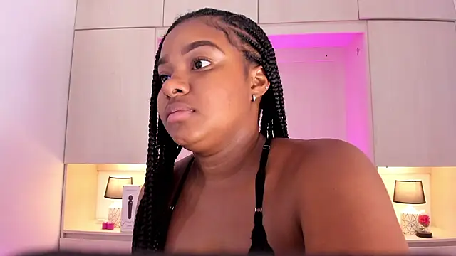 tamaraa smiith online show from 02-13-25, 02:42