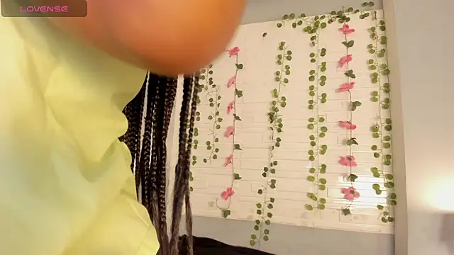 tamaraa smiith online show from 02-15-25, 11:50