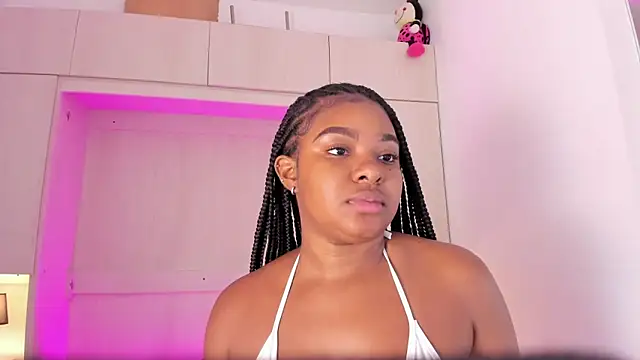 tamaraa smiith online show from 02-18-25, 02:06