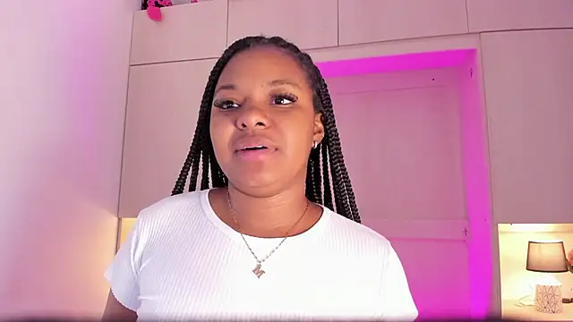 tamaraa smiith online show from 03-08-25, 11:58