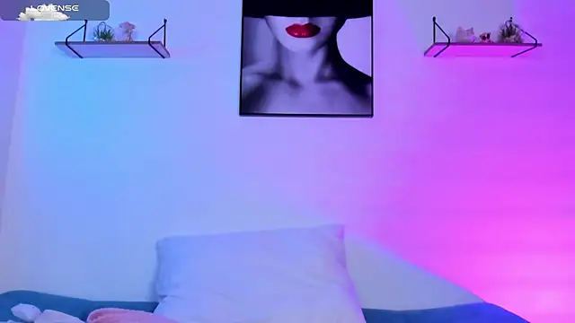 Manuela monroe online show from 02-01-25, 01:20