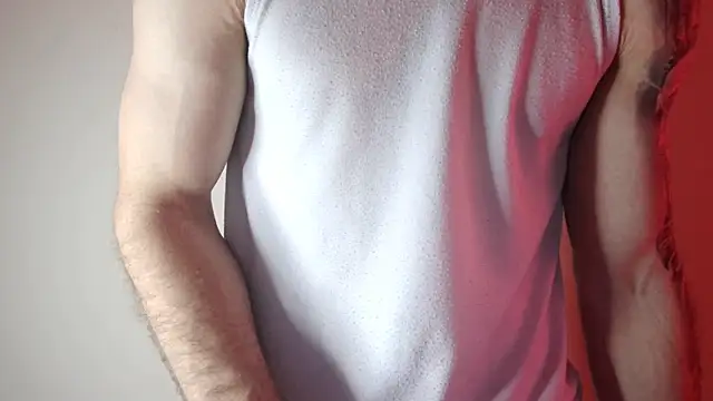 Snapshot of Kenner_fox77 chatting on 02-13-25, 04:07 Kenner fox77 online show from 02-13-25, 04:07