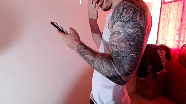 Snapshot of Kenner_fox77 chatting on 01-17-26, 07:17 Kenner fox77 online show from 01-17-26, 07:17