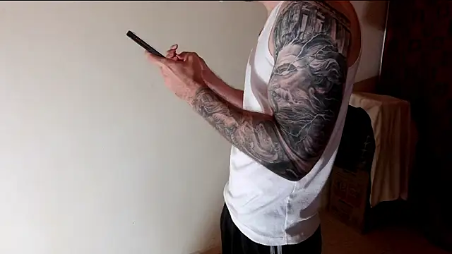 Snapshot of Kenner_fox77 chatting on 02-02-26, 02:54 Kenner fox77 online show from 02-02-26, 02:54