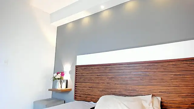 Adelehottman online show from 09-12-25, 04:34