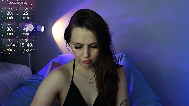 Aisha Riley online show from 09-24-25, 02:42