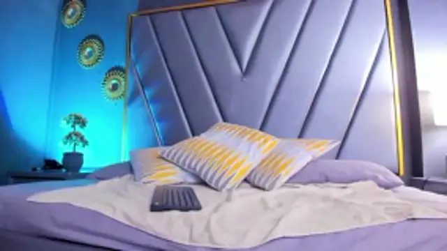 BrendaAdams  online show from 11-21-25, 10:58