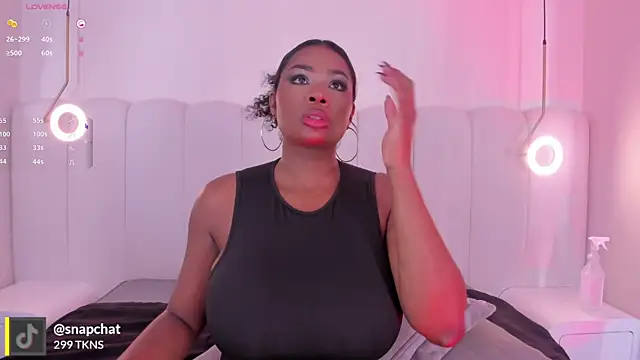  huge boobs ebony online show from 11-03-25, 08:21