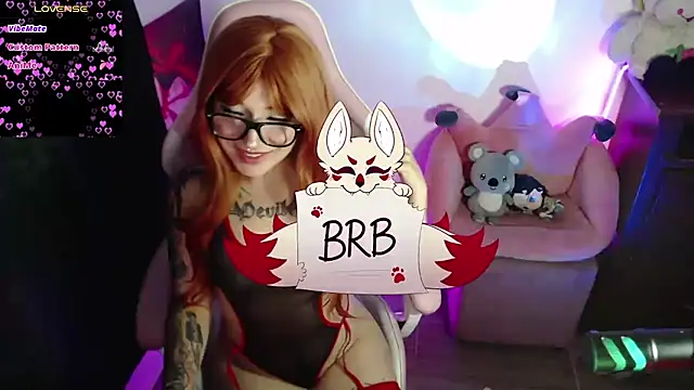 GamerCarrie online show from 12-29-24, 08:11