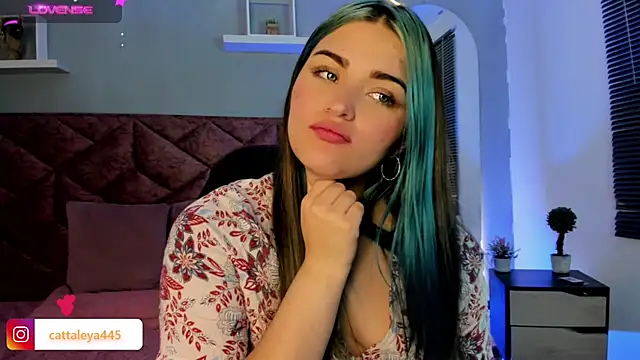 cattaleya    online show from 01-11-25, 09:26