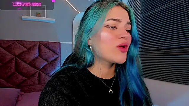 cattaleya    online show from 01-14-25, 03:22