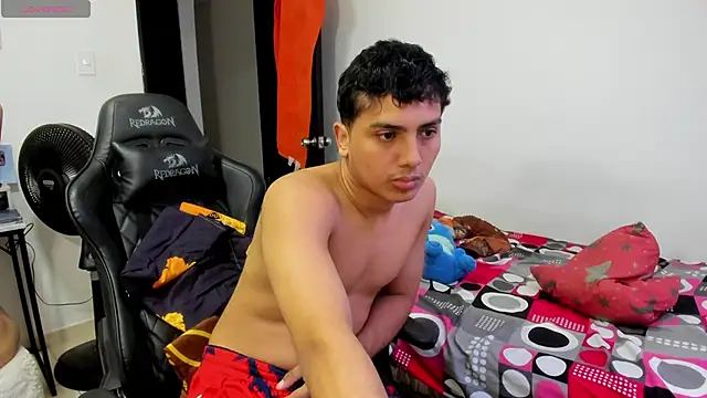 Snapshot of Max_kony chatting on 03-07-25, 09:17 Max kony online show from 03-07-25, 09:17