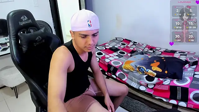 Snapshot of Max_kony chatting on 03-12-25, 12:10 Max kony online show from 03-12-25, 12:10