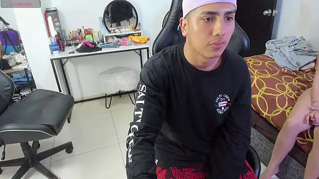 Snapshot of Max_kony chatting on 03-22-25, 04:24 Max kony online show from 03-22-25, 04:24