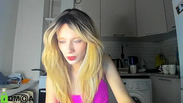 Snapshot of _Alice_Kitty chatting on 12-10-24, 02:06  Alice Kitty online show from 12-10-24, 02:06