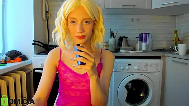 Snapshot of _Alice_Kitty chatting on 12-18-24, 09:25  Alice Kitty online show from 12-18-24, 09:25