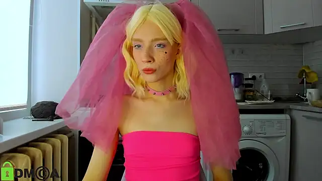 Snapshot of _Alice_Kitty chatting on 12-20-24, 11:00  Alice Kitty online show from 12-20-24, 11:00