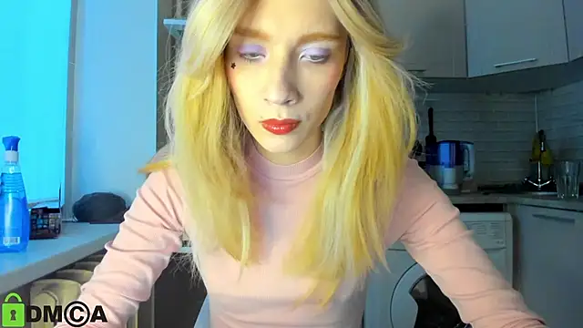 Snapshot of _Alice_Kitty chatting on 12-23-24, 12:30  Alice Kitty online show from 12-23-24, 12:30