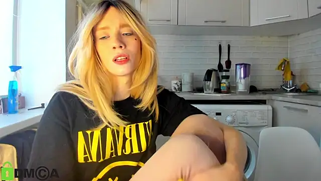 Snapshot of _Alice_Kitty chatting on 12-26-24, 09:44  Alice Kitty online show from 12-26-24, 09:44