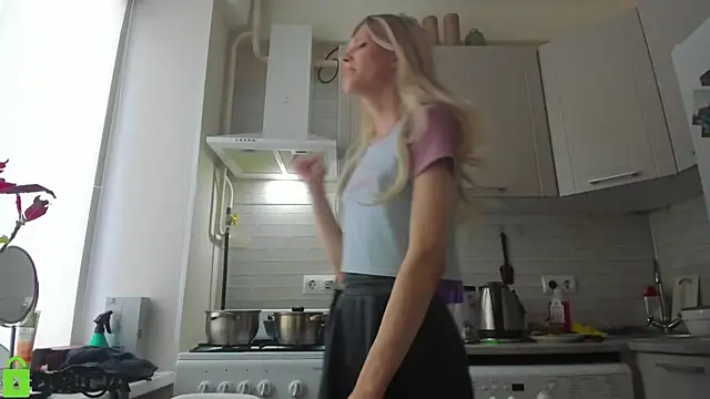 Snapshot of _Alice_Kitty chatting on 02-09-25, 12:30  Alice Kitty online show from 02-09-25, 12:30