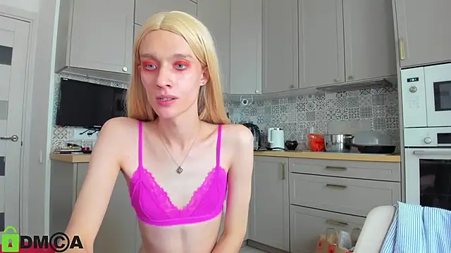 Snapshot of _Alice_Kitty chatting on 09-14-25, 08:02  Alice Kitty online show from 09-14-25, 08:02