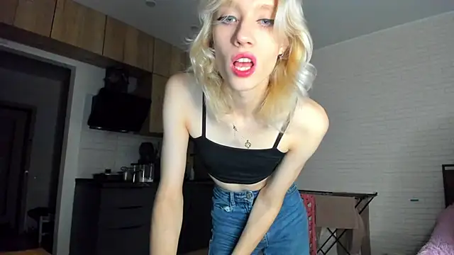 Snapshot of _Alice_Kitty chatting on 12-02-25, 09:36 Alice Kitty online show from 12-02-25, 09:36