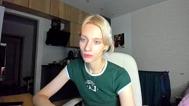 Snapshot of _Alice_Kitty chatting on 12-03-25, 09:07 Alice Kitty online show from 12-03-25, 09:07