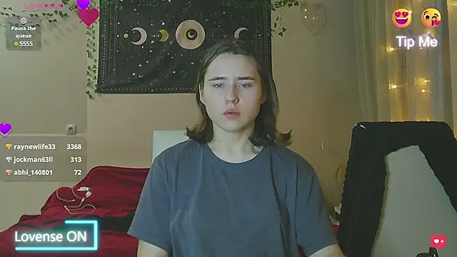 Aurora workerr online show from 12-25-24, 11:42