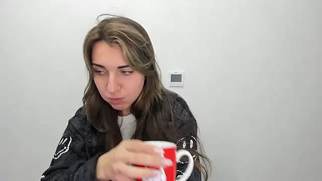 Summmmersky online show from 01-29-25, 03:37