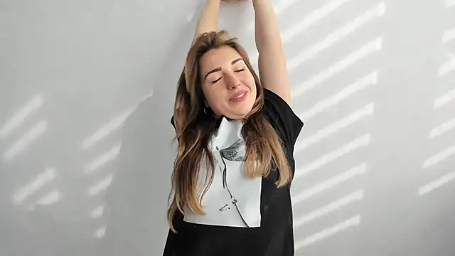 Summmmersky online show from 03-16-25, 06:42