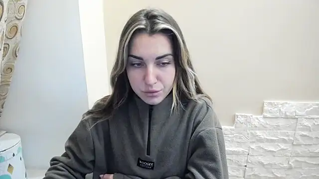 Summmmersky online show from 12-18-25, 02:34