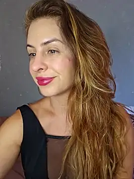 Snapshot of Nina_Sport chatting on 01-05-25, 07:17 Nina Sport online show from 01-05-25, 07:17