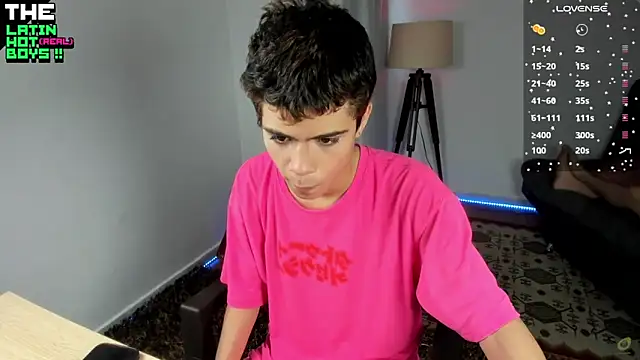 MyLatinHotBoys online show from 12-18-24, 04:49