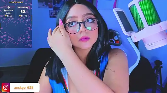 AnngelaSkye online show from 02-08-26, 06:39