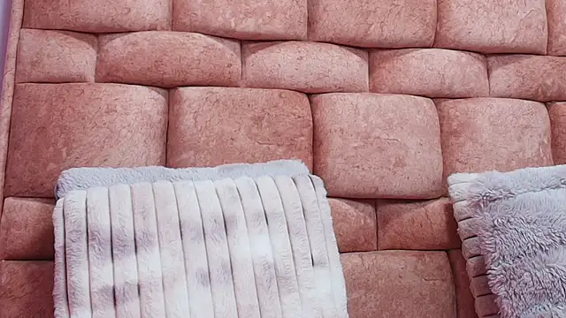 Snapshot of katecooper chatting on 03-03-25, 11:22 katecooper online show from 03-03-25, 11:22