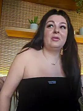 Snapshot of Britishbella chatting on 01-03-25, 02:19 Britishbella online show from 01-03-25, 02:19