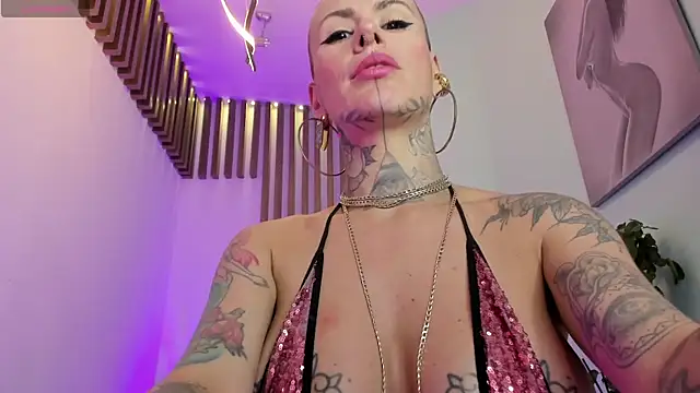 GinebraaFox  online show from 01-31-25, 05:10