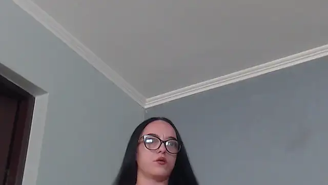 IzabelllNoir online show from 04-29-26, 05:30