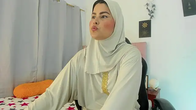 AishaAmin  online show from 06-15-26, 12:07