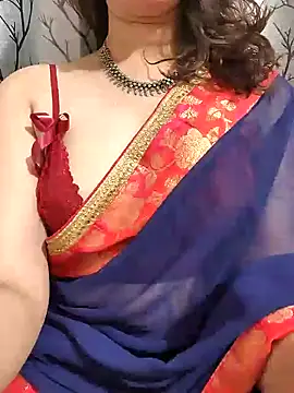 Snapshot of Brown_Maxi chatting on 01-16-25, 05:12 Brown Maxi online show from 01-16-25, 05:12